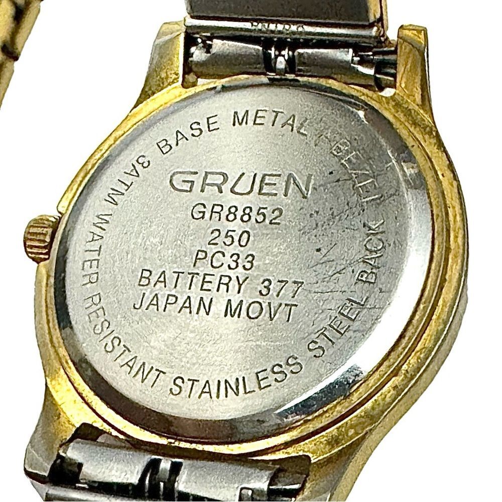 Vintage Gruen GR8852 Gold-Silver Day Date Watch Men’s Water Resistant - Picture 3 of 5